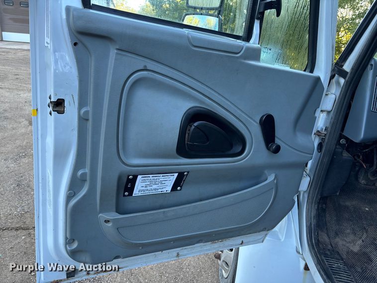 image for item ET4554 2006 International 4300 dump flatbed truck