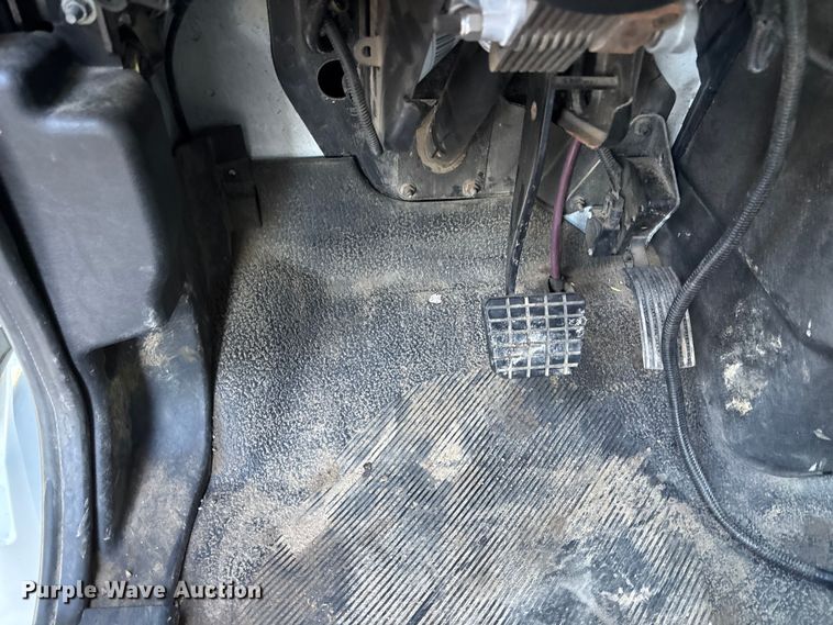 image for item ET4554 2006 International 4300 dump flatbed truck