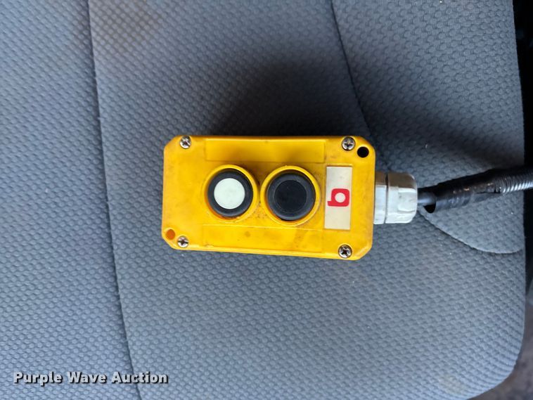 image for item ET4554 2006 International 4300 dump flatbed truck