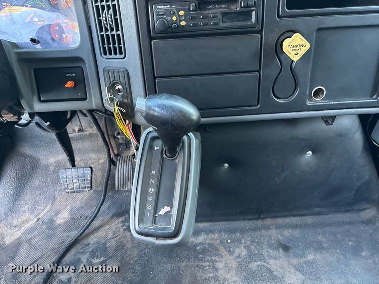 image for item ET4554 2006 International 4300 dump flatbed truck