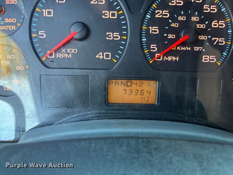 image for item ET4554 2006 International 4300 dump flatbed truck