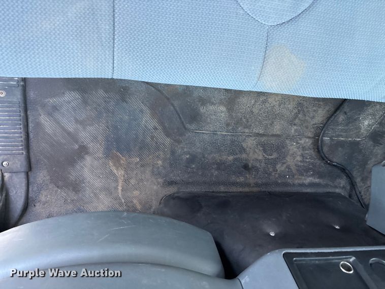 image for item ET4554 2006 International 4300 dump flatbed truck