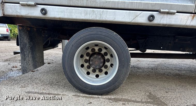 image for item ET4554 2006 International 4300 dump flatbed truck