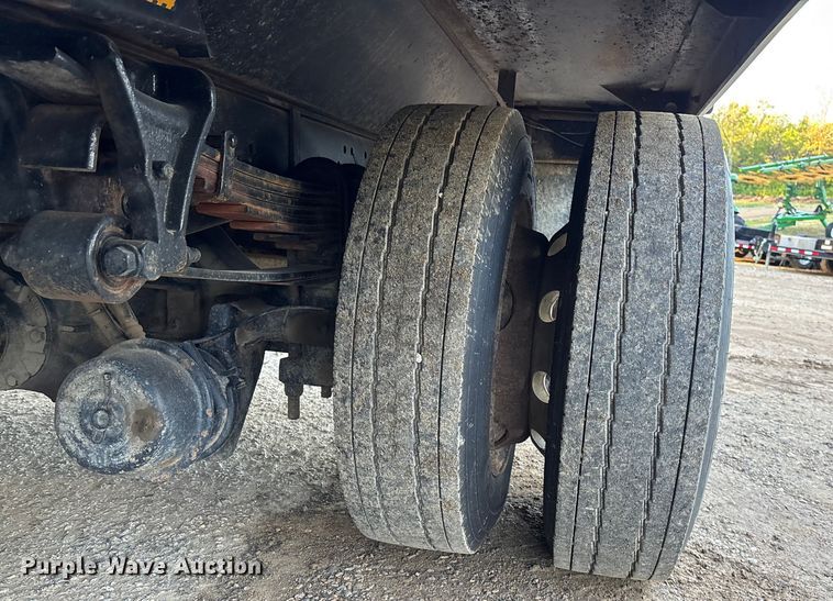 image for item ET4554 2006 International 4300 dump flatbed truck