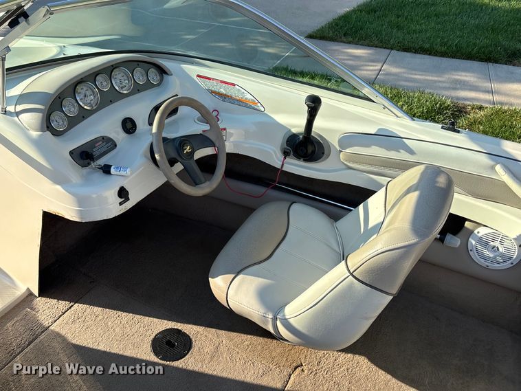 image for item ET4654 2003 Sea Ray SRX boat