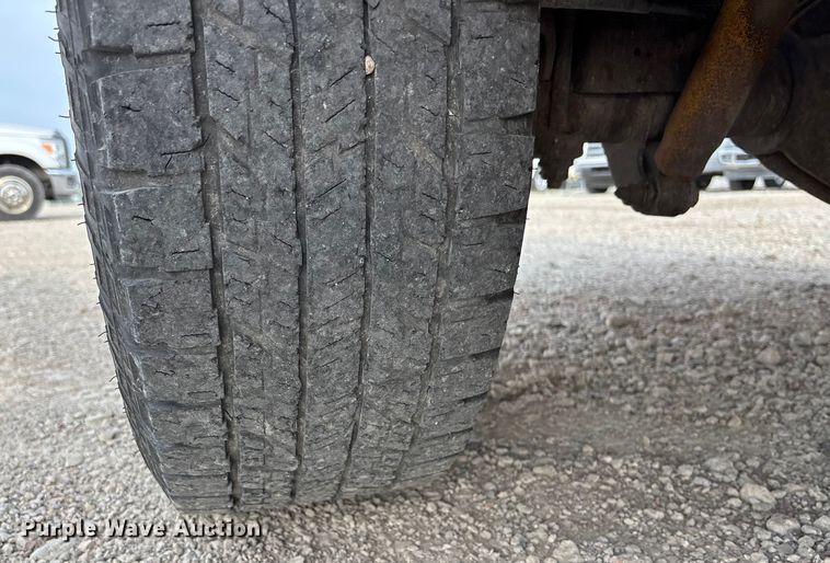 image for item ET4693 2013 Chevrolet Silverado 2500HD Crew Cab pickup truck