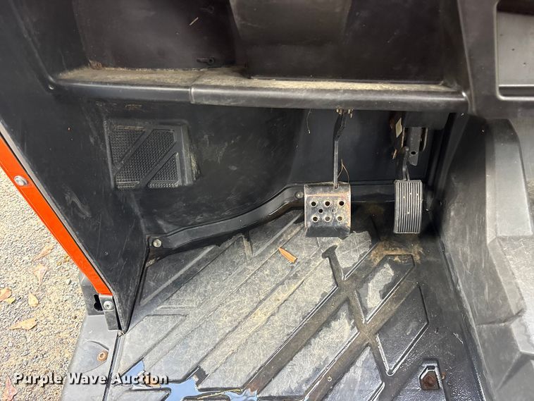 image for item ET7091 2013 Polaris Ranger XP 900 utility vehicle