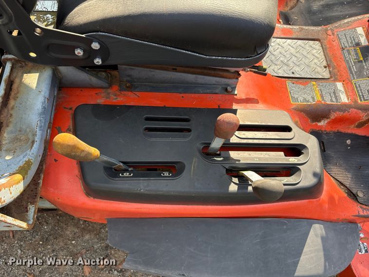 image for item ET7092 Kubota F2880E-F lawn mower