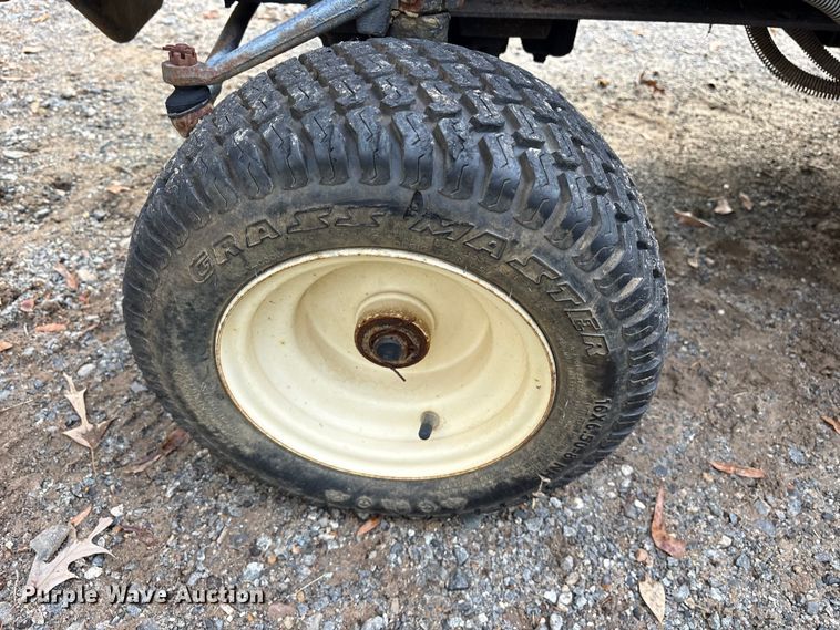 image for item ET7092 Kubota F2880E-F lawn mower