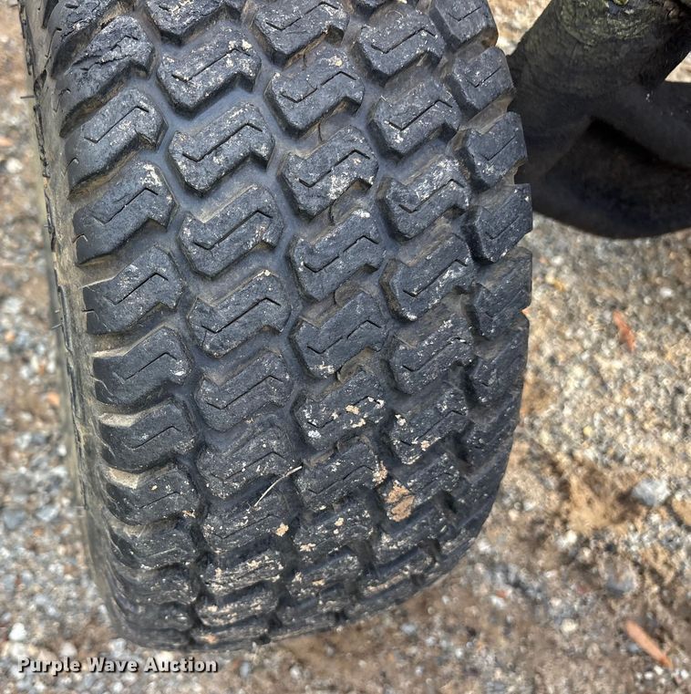 image for item ET7092 Kubota F2880E-F lawn mower