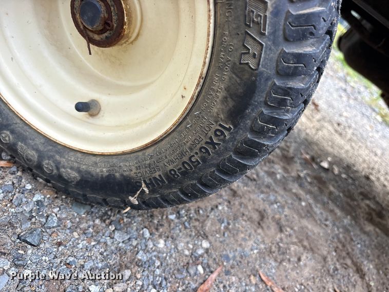 image for item ET7092 Kubota F2880E-F lawn mower