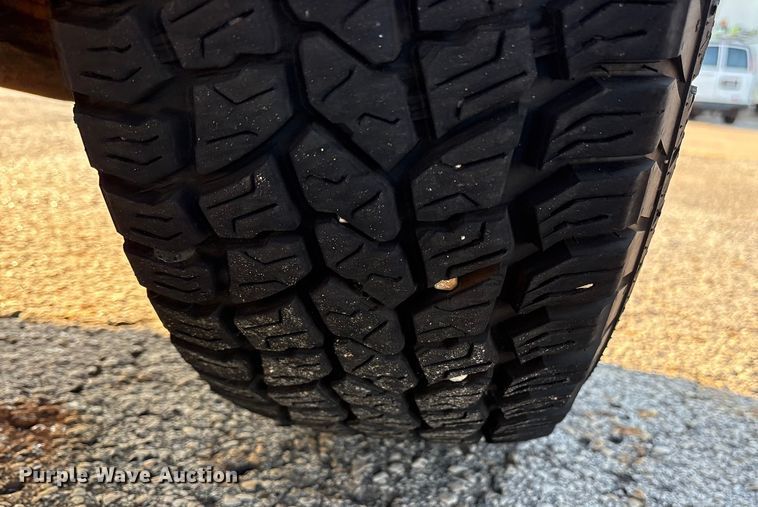 image for item ET7100 2017 Chevrolet Express 2500 van