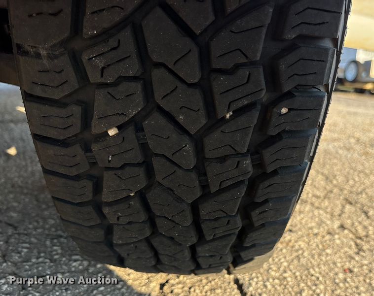 image for item ET7100 2017 Chevrolet Express 2500 van