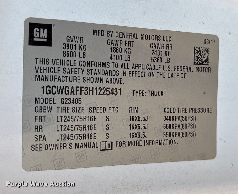 image for item ET7100 2017 Chevrolet Express 2500 van