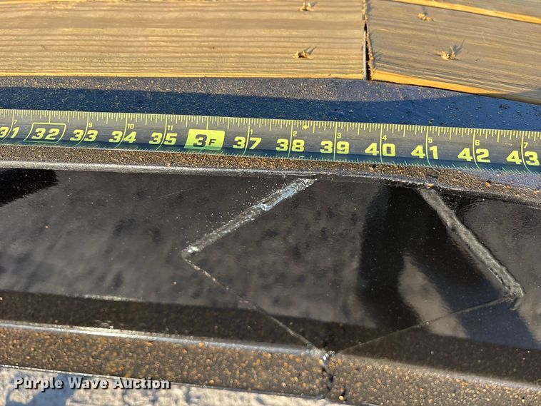 image for item ET7101 2025 X-Star 30,000 lb loading dock ramp