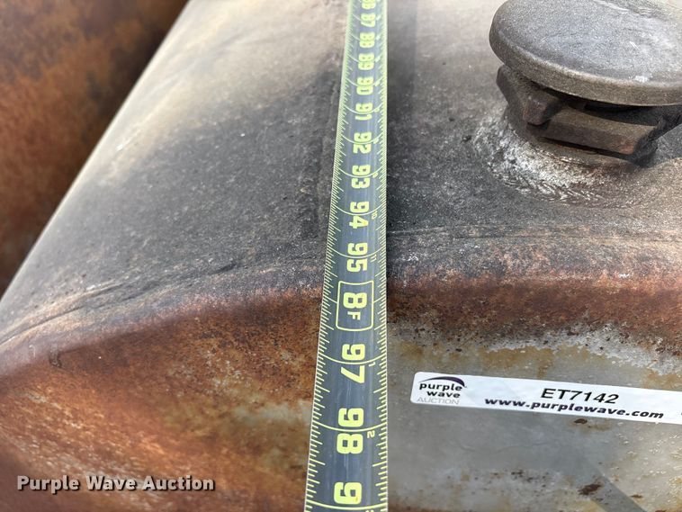 image for item ET7142 (2) fuel tanks