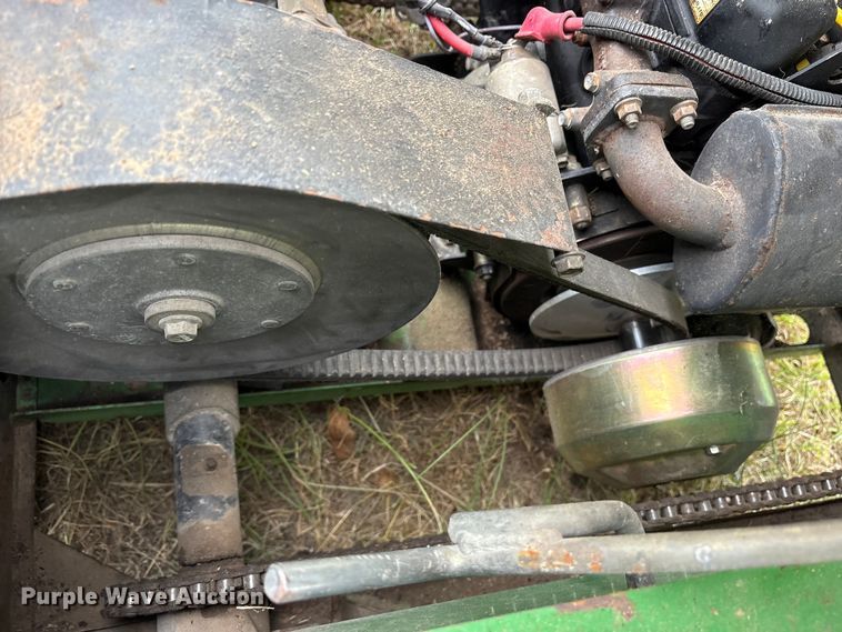 image for item ET7151 2000 John Deere Gator utility vehicle