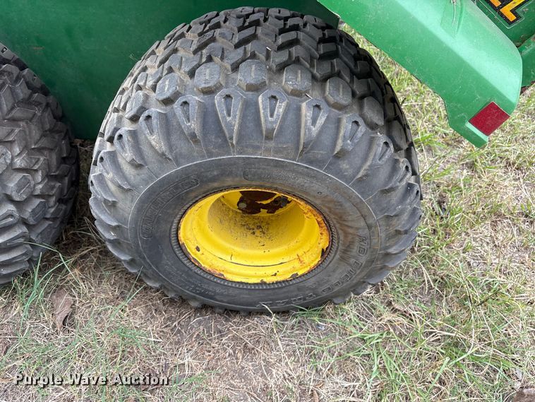 image for item ET7151 2000 John Deere Gator utility vehicle