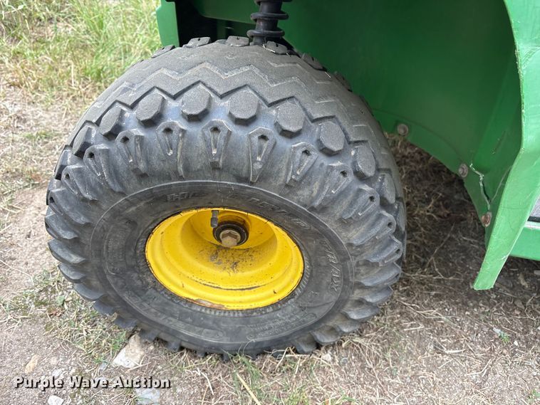 image for item ET7151 2000 John Deere Gator utility vehicle