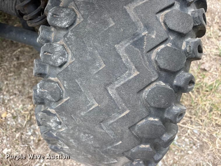 image for item ET7151 2000 John Deere Gator utility vehicle