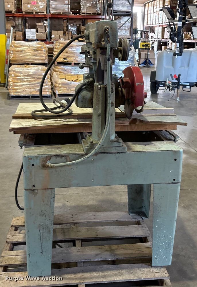 image for item EU0098 Delta Rackwell M-10013 saw