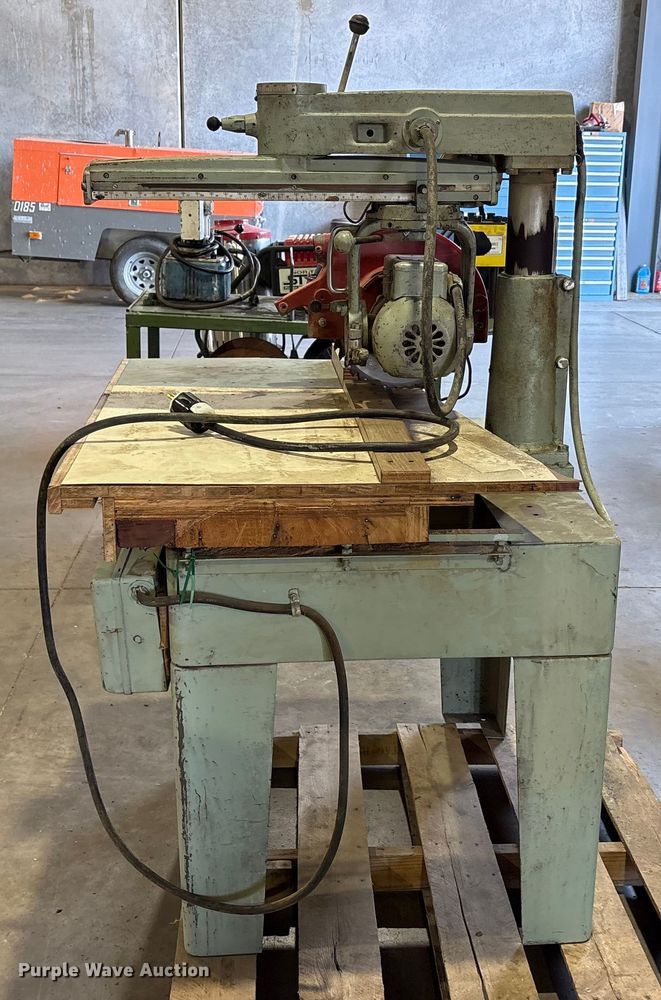 image for item EU0098 Delta Rackwell M-10013 saw