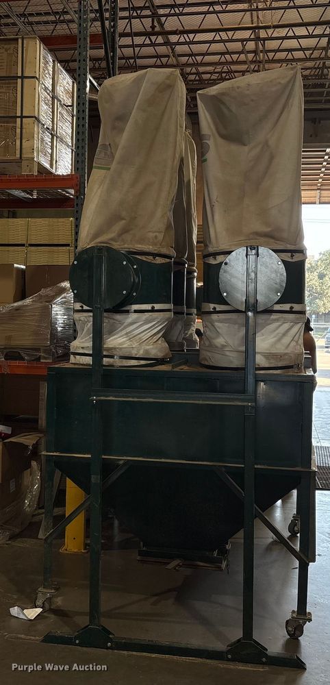 image for item EU0099 Reesair C1030-6 dust collector