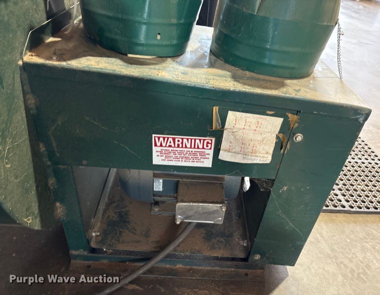 image for item EU0099 Reesair C1030-6 dust collector