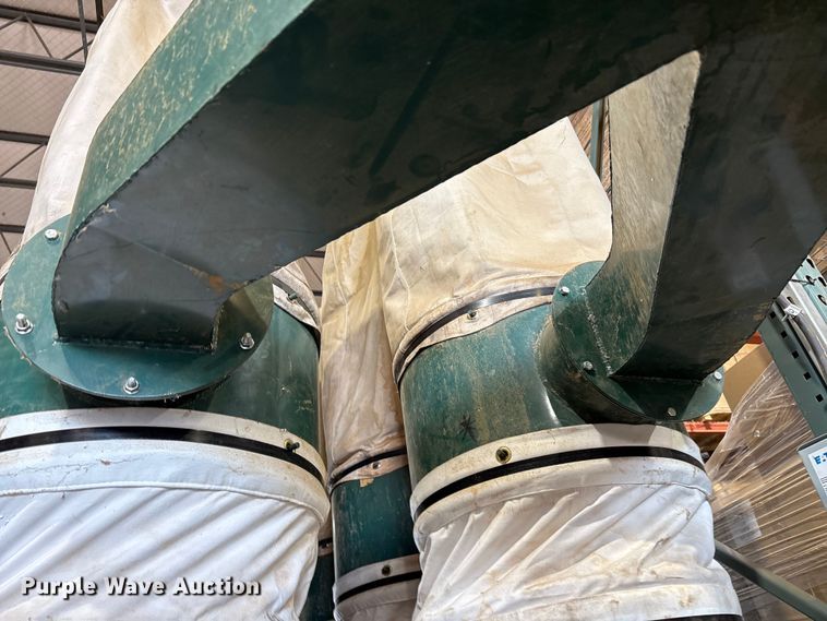 image for item EU0099 Reesair C1030-6 dust collector