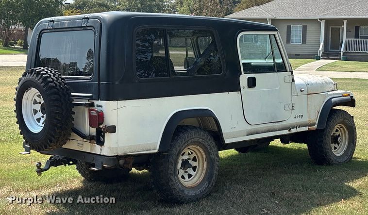 image for item EU0110 1981 Jeep CJ-8 Scrambler SUV