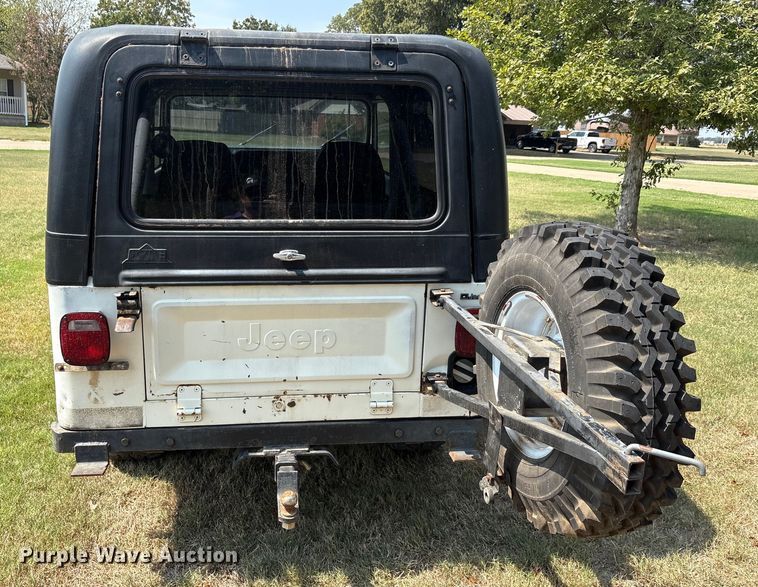 image for item EU0110 1981 Jeep CJ-8 Scrambler SUV