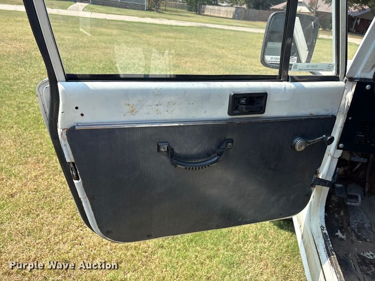 image for item EU0110 1981 Jeep CJ-8 Scrambler SUV