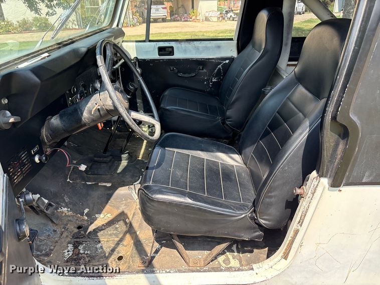 image for item EU0110 1981 Jeep CJ-8 Scrambler SUV