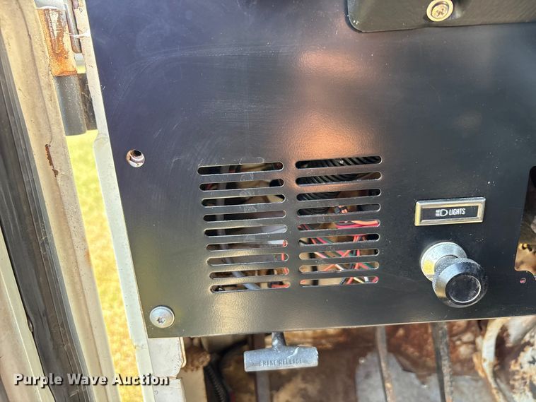 image for item EU0110 1981 Jeep CJ-8 Scrambler SUV