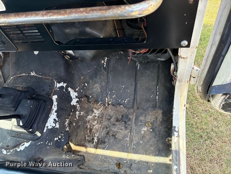 image for item EU0110 1981 Jeep CJ-8 Scrambler SUV