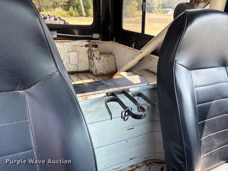 image for item EU0110 1981 Jeep CJ-8 Scrambler SUV