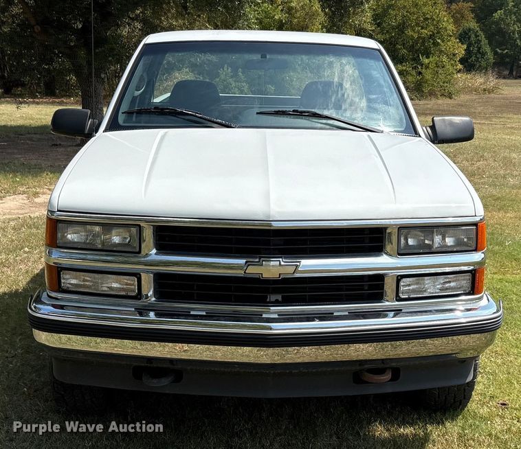 image for item EU0111 1995 Chevrolet K1500 pickup truck
