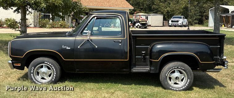 image for item EU0113 1979 Dodge D100 pickup truck