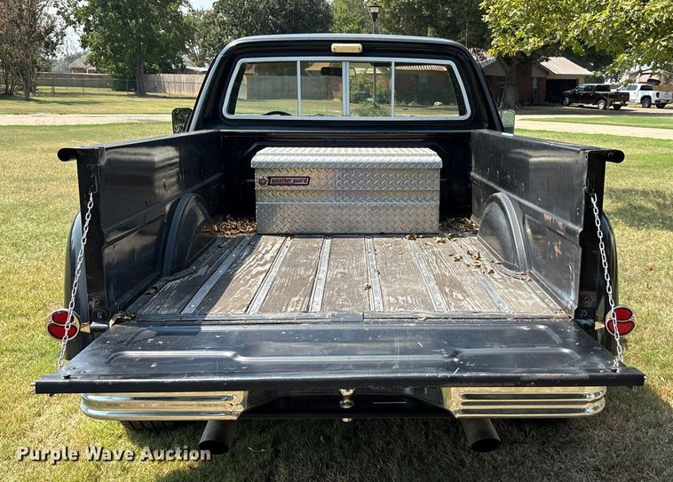 image for item EU0113 1979 Dodge D100 pickup truck