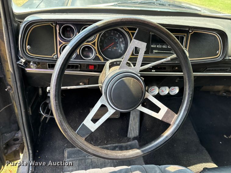 image for item EU0113 1979 Dodge D100 pickup truck