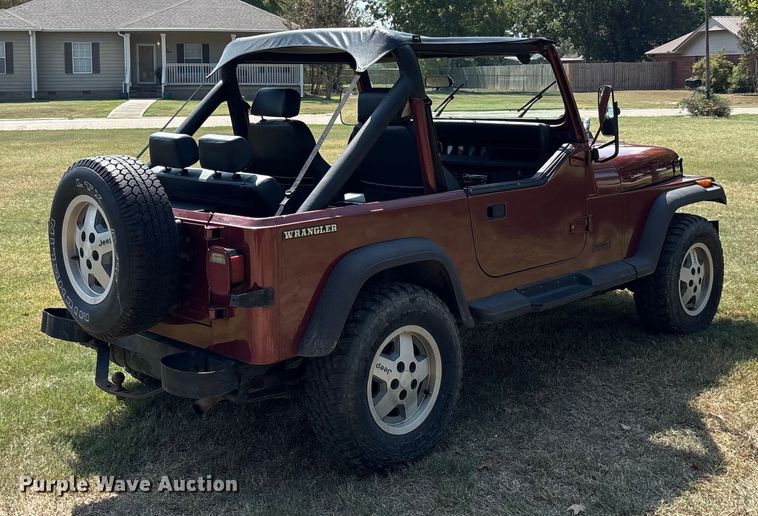 image for item EU0115 1987 Jeep Wrangler SUV