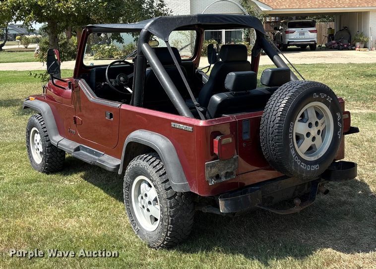 image for item EU0115 1987 Jeep Wrangler SUV