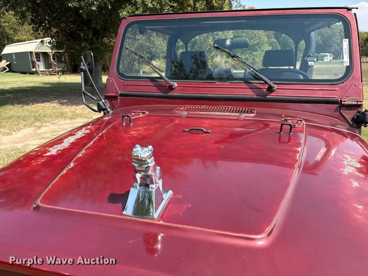 image for item EU0115 1987 Jeep Wrangler SUV