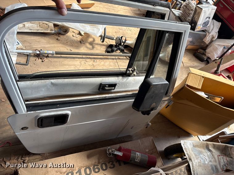 image for item EU0115 1987 Jeep Wrangler SUV