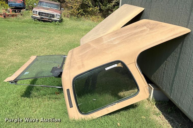 image for item EU0115 1987 Jeep Wrangler SUV