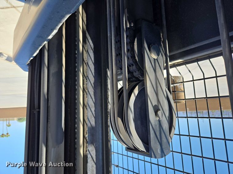 image for item EU2532 2017 Crown SP3520-30 order picker