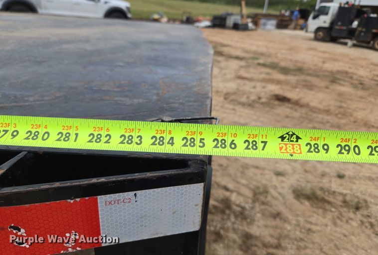 image for item EU3640 2016 International 4000 flatbed truck