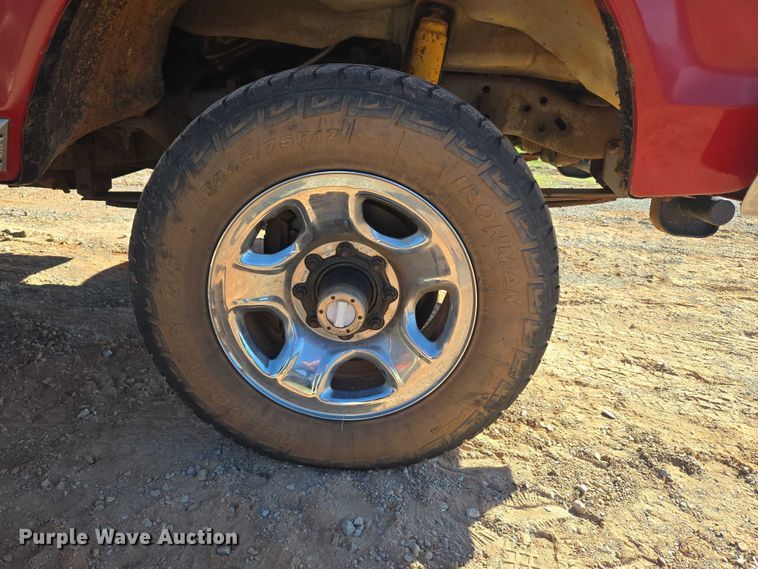 image for item EU3798 1979 Ford F250 flatbed pickup truck