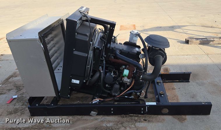 image for item EU3841 John Deere 4024TF281 engine