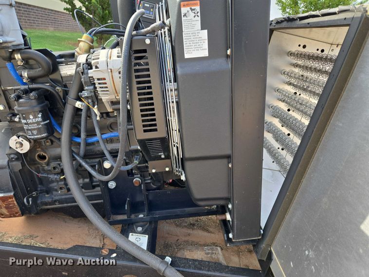 image for item EU3841 John Deere 4024TF281 engine